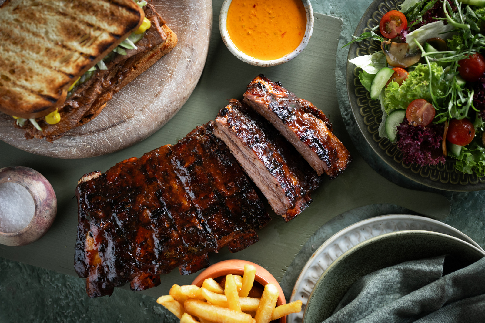 r&b Grillhouse, to Debut in the Middle East, Offering a distinctive Dining Experience